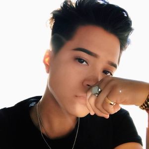 Meet your Posher, Lerae